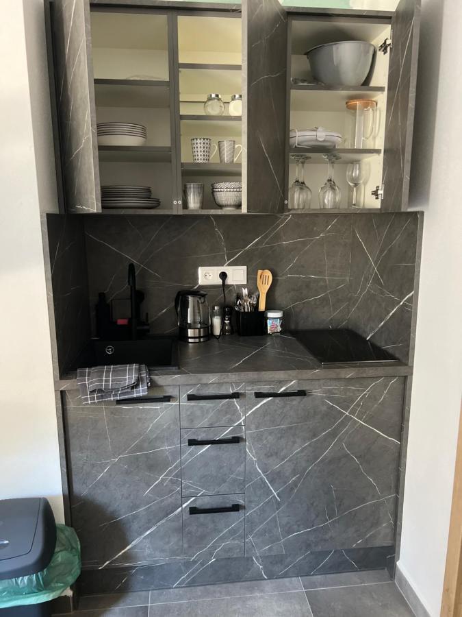 Hobiti Apartman - Bilbo Černá v Pošumaví Kültér fotó
